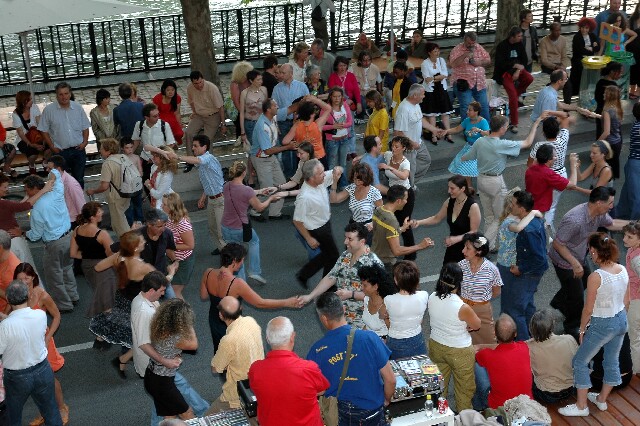 min 2006 08 08 paris plage 139